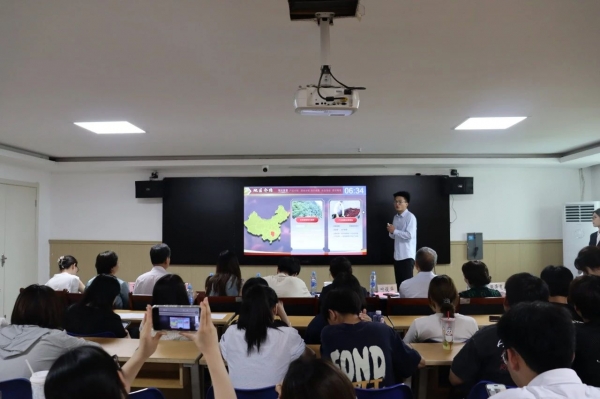 創新驅動，智匯醫學——醫學院成功舉辦2025年中國國際大學生創新大賽院賽選拔賽